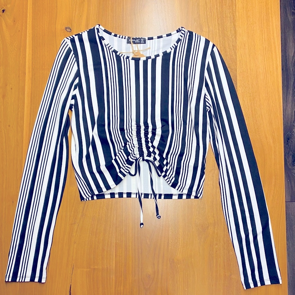 Cropped Black & White Striped Long Sleeve Top